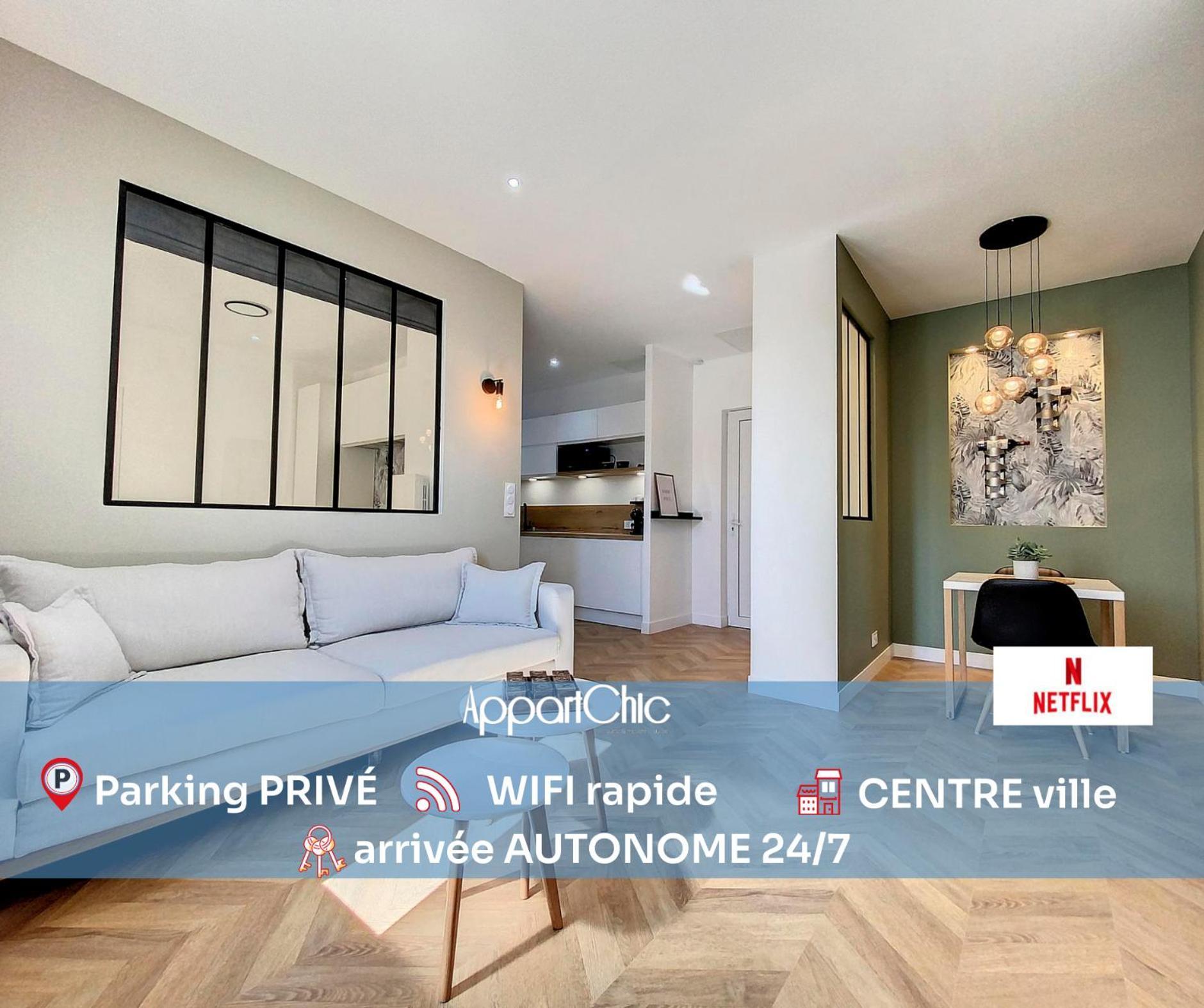 Appartchic - Appartement Standing - Plein Centre & Parking Prive Créon Екстериор снимка